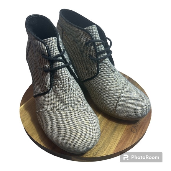 TOMS Gray/Gold Metallic Linen Desert Wedge Ankle Boots/Booties Size 9.5 - Picture 1 of 9